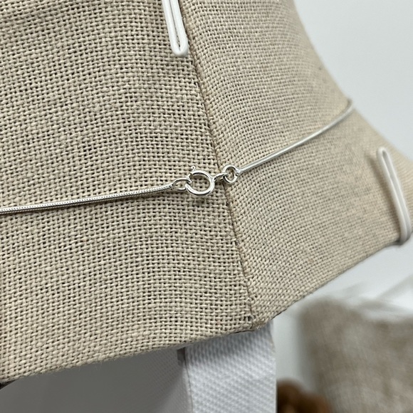 90s Vintage Sterling Silver Necklace with Amethyst & Tanzanite Gemstones - Picture 7 of 13